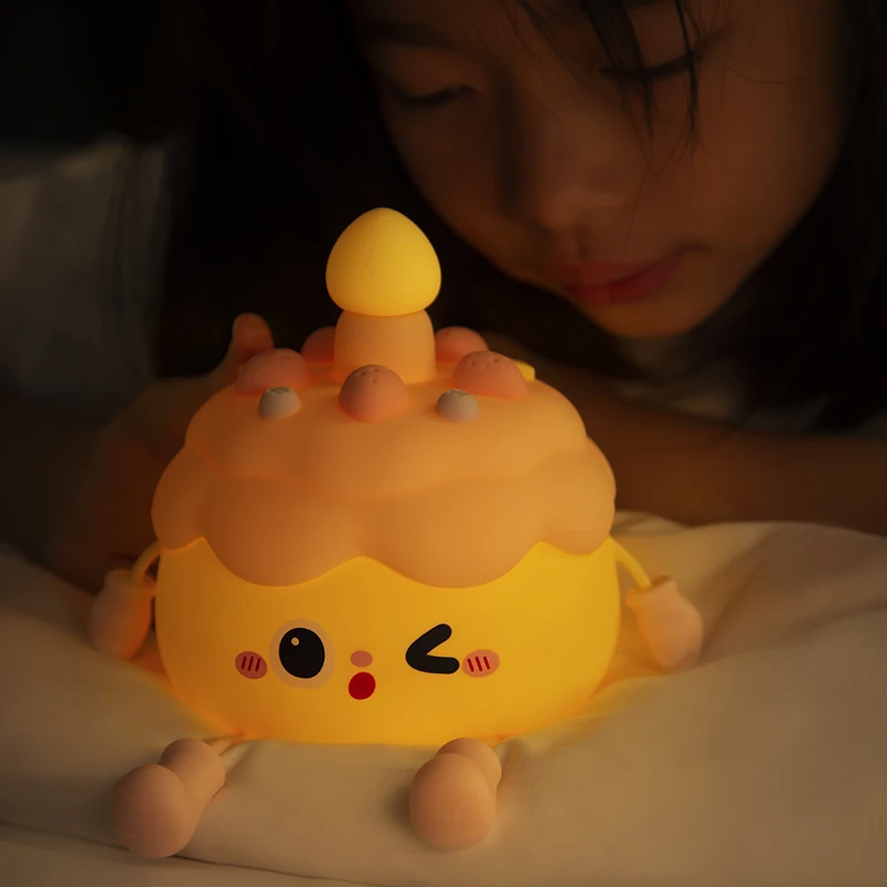 Lampu Malam Silikon Cantik Lampu Dekorasi Ruangan Lampu Pat Kue Ulang Tahun Lucu Hadiah Ulang Tahun Pengisi Daya USB untuk Anak Laki-laki dan Perempuan