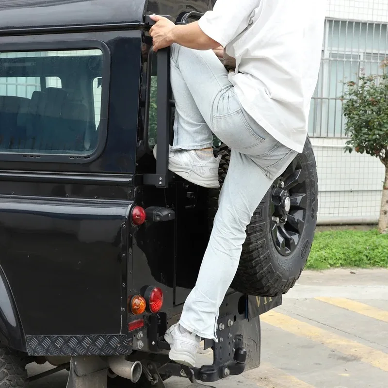 

For Land Rover Defender 90 110 130 2004-2019 Aluminum Alloy Black Car Rear Tailgate Ladder Roof Climbing Ladder Car Accessories