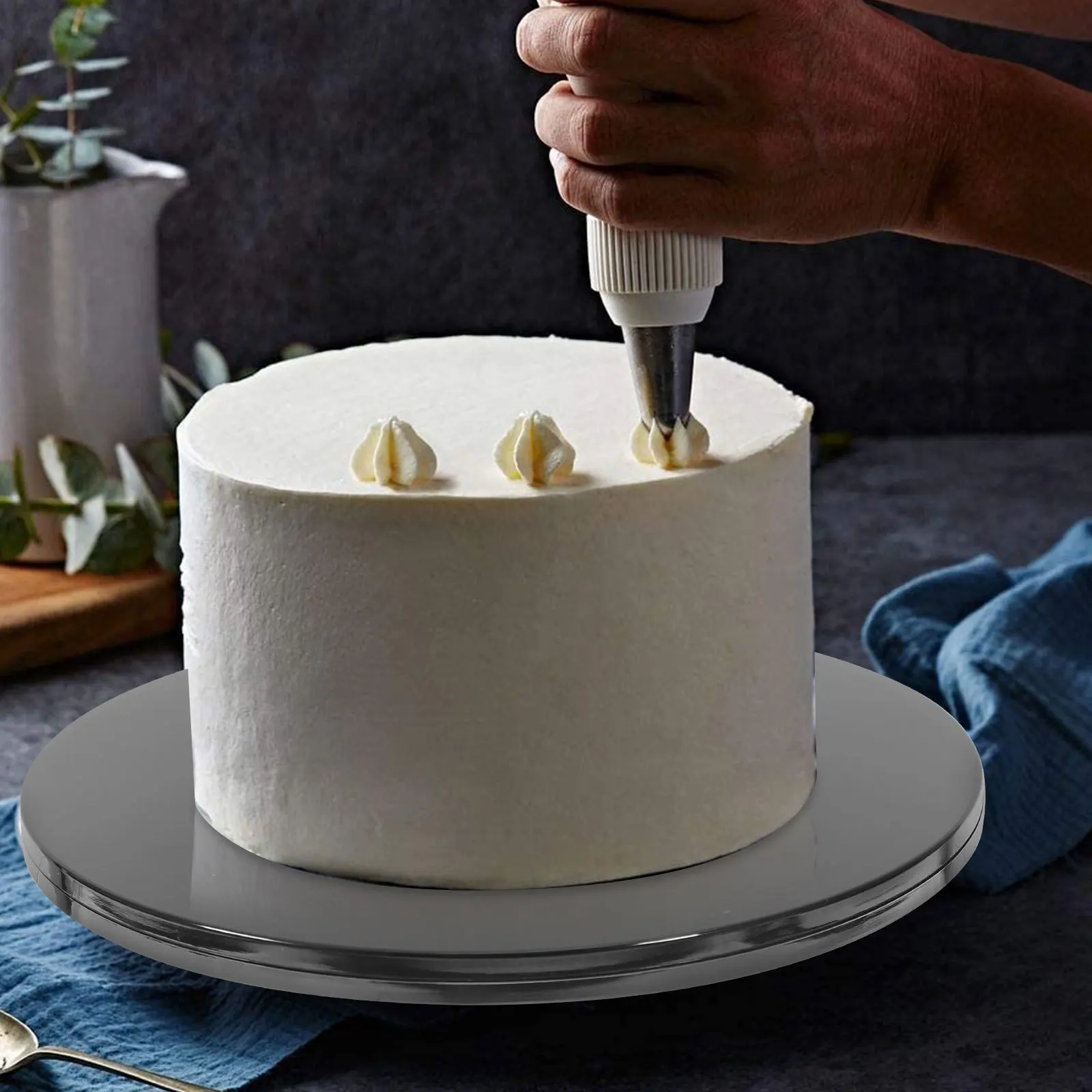 

Cake Turntable 360-Degree Rotating Platform For Baking Decorating Cake Making Multi-Functional Reusable Plastic Turntable Smooth