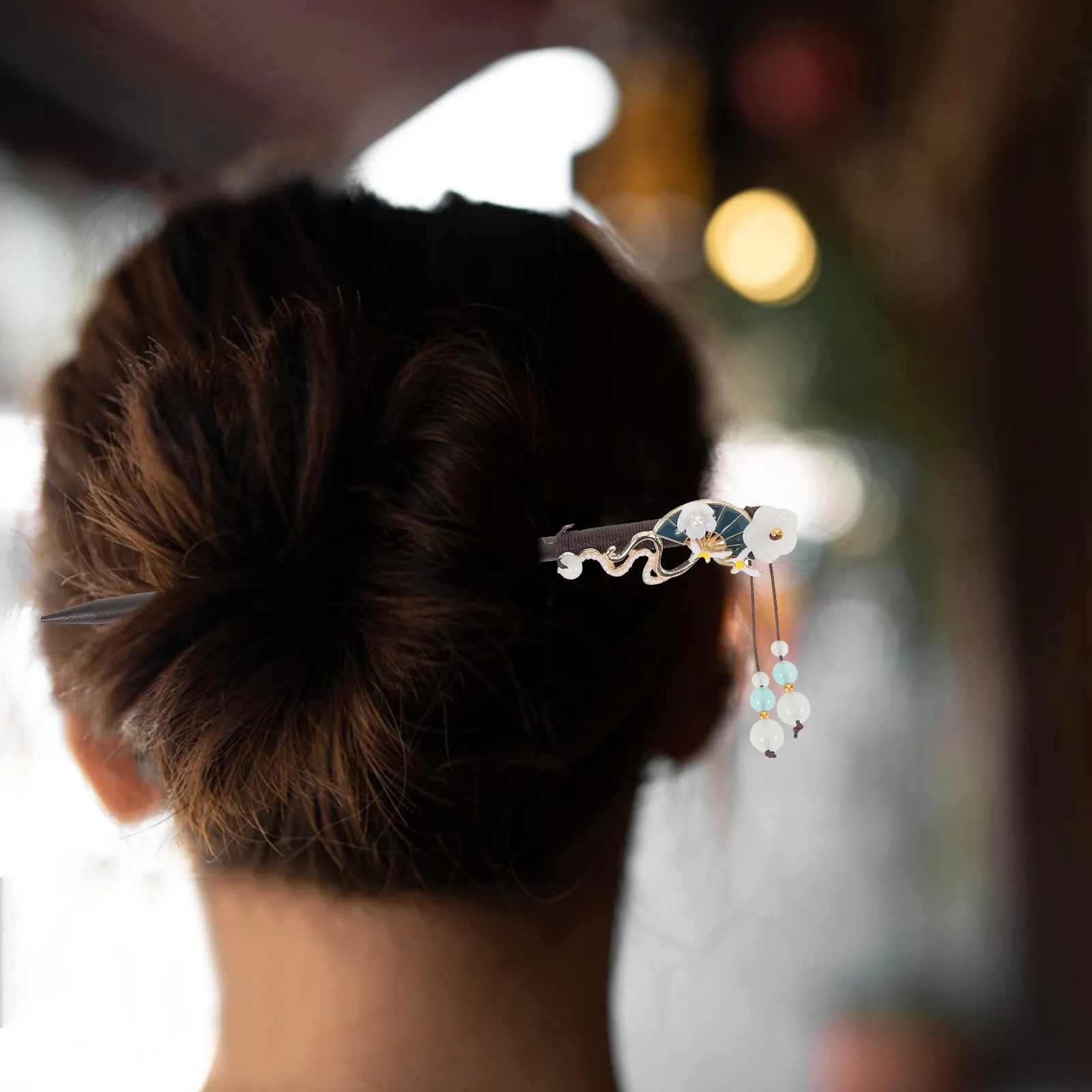 

Набор из 4 винтажных китайских заколок для волос из черного дерева с кисточками, для причесок Ханьфу и свадебных пучков, с дизайном «Цветочное облако», для женщин