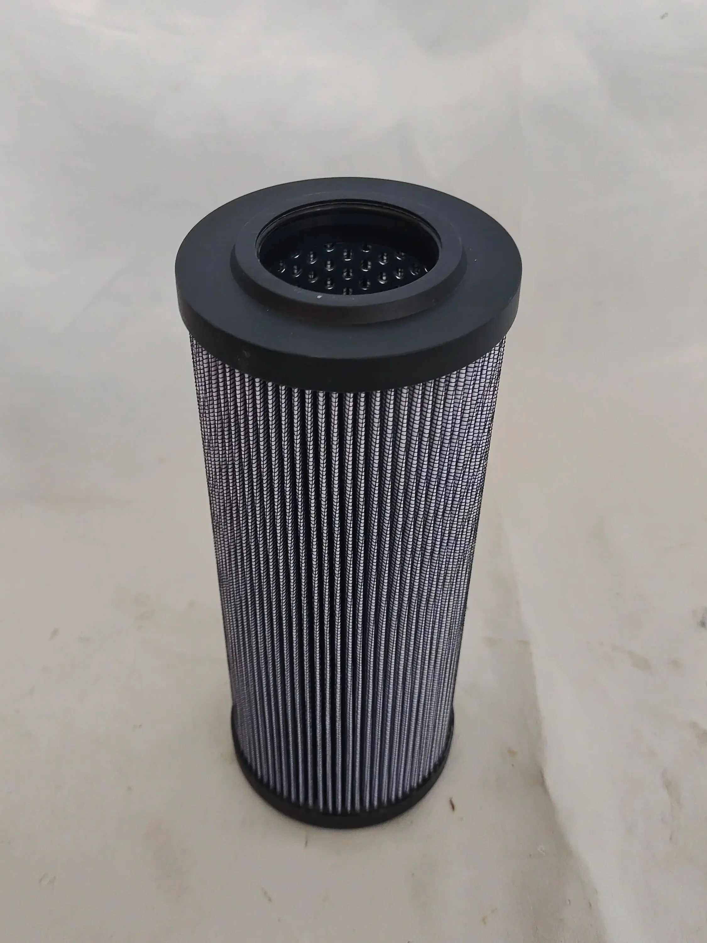 Sostituzione dell'elemento filtrante idraulico Cu630A10N