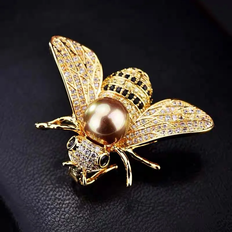 Luxury Brand Design Little Bee Brooches for Women Men Fashion Insect Brooch Crystal Rhinestone Pearl Pins Clothing Jewelry Gifts