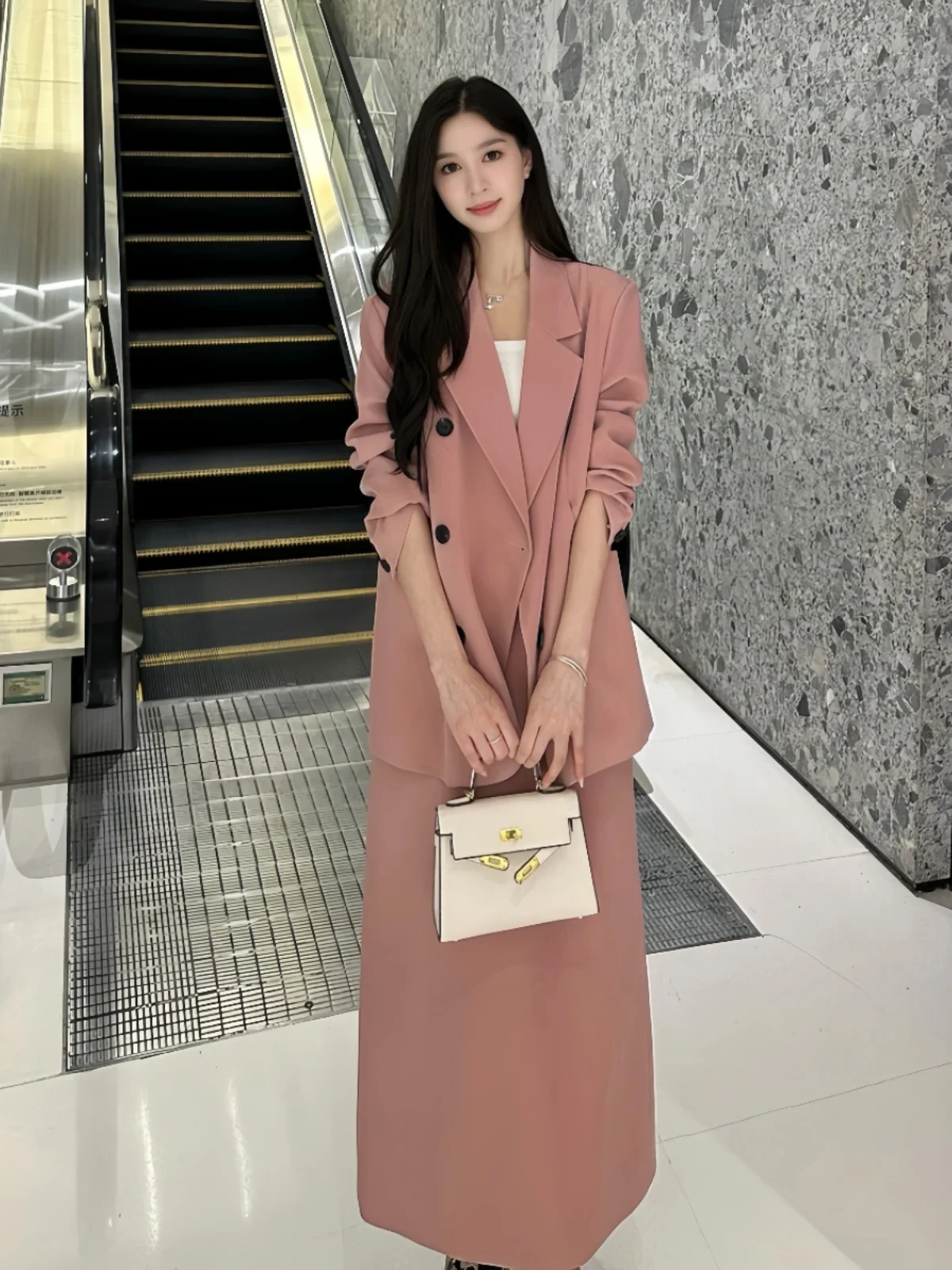 

Faionable Ladies' Suit Set Casual Loose Slimming f-length Skirt Two-piece Suit Autumn Wear Ele Outerwear