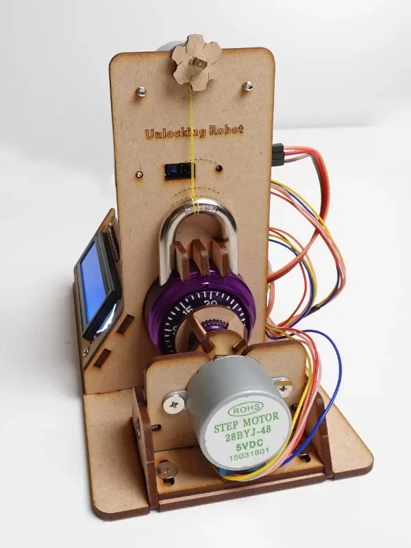 

DIY automatic unlocking Arduino children's programming technology competition production