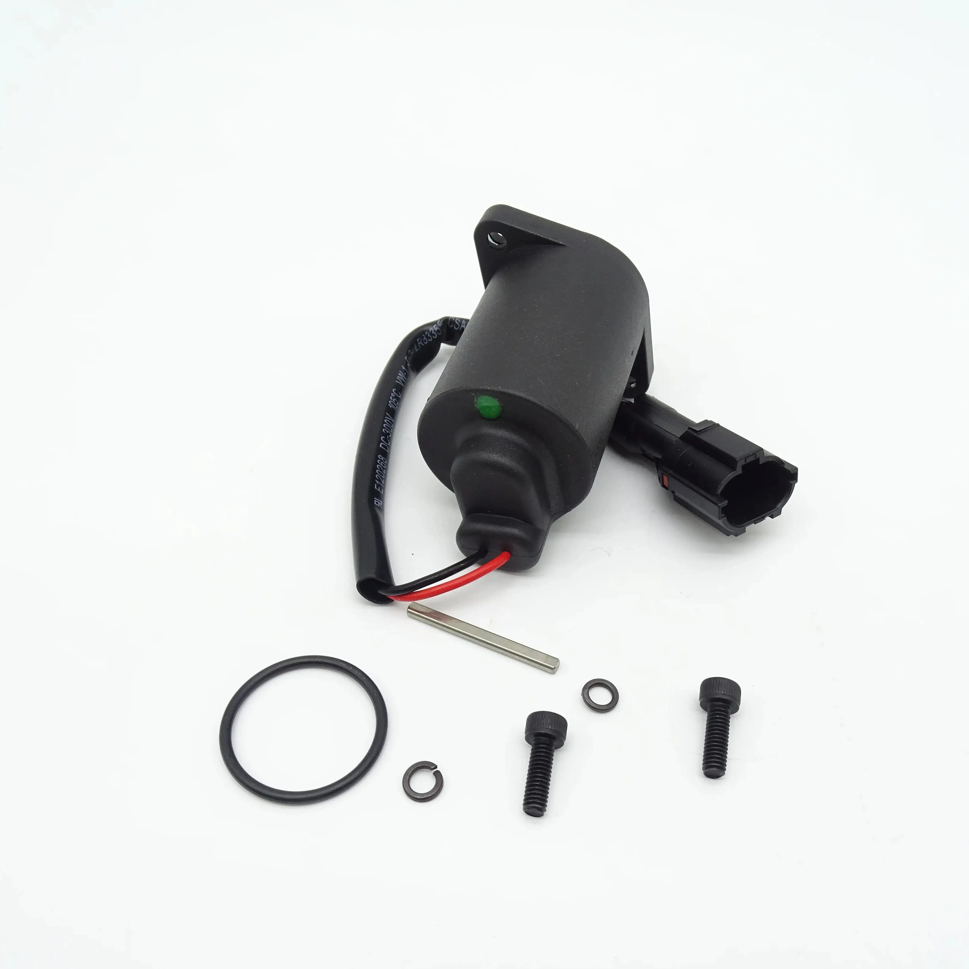 

Электромагнитный клапан LL001140 подходит для экскаваторов CX210C SH200-5 SH210-5