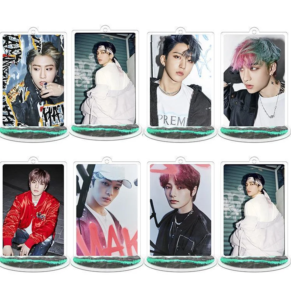 Trendy Boy Band Photo Album Stand Lee Know Celebrity Acrylic Plaque Desktop Creative Ornament Simulation Character Design Gifts