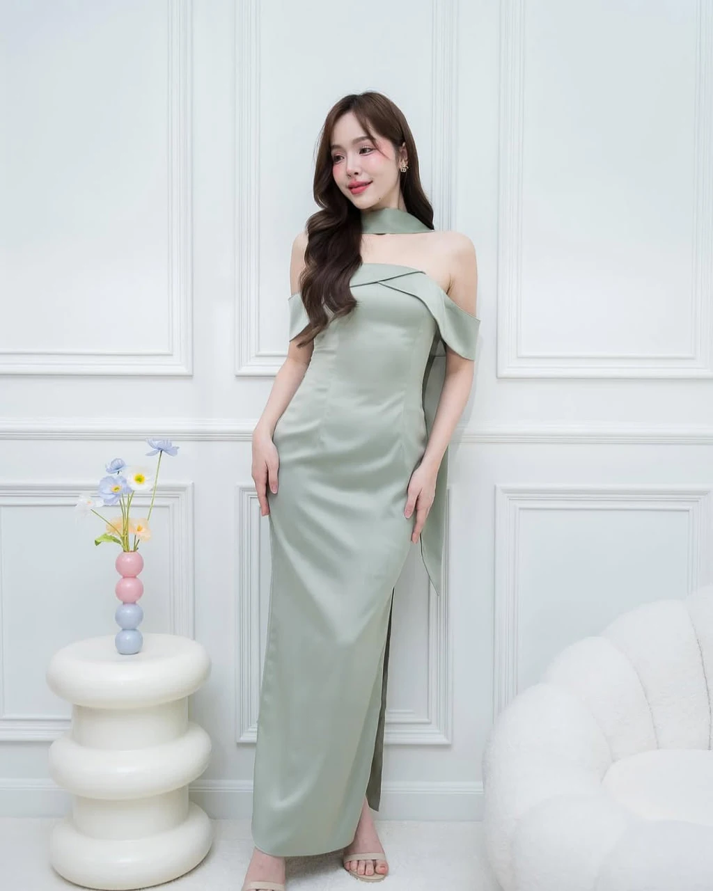 

Customized Delicate Satin Straight Off the Shoulder Ribbons Evening Dresses Strapless Short Sleeves Zipper Back Prom Dress