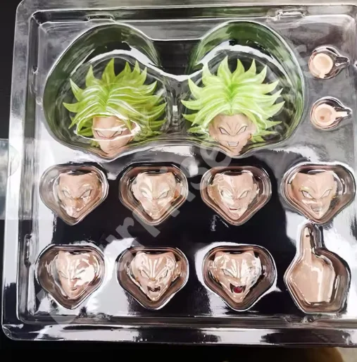 

In Stock DKO Studio Dragon Ball Out of Control Warrior Broly Figures Yellow Green Head Carving Accessories Package Gifts Toy