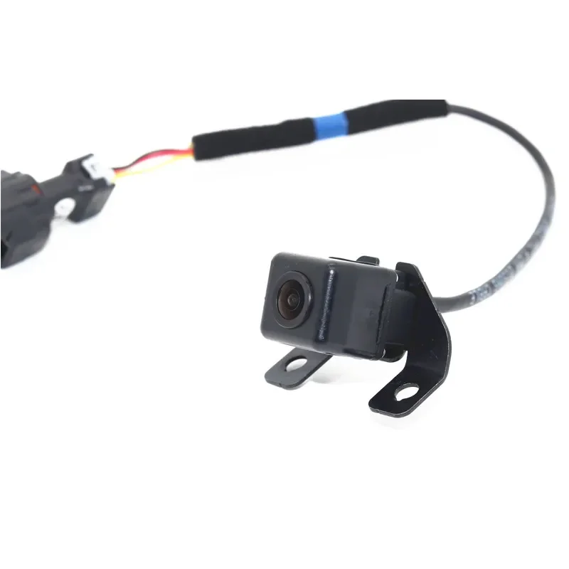 957603Z102 is Used For The Original Rear Reversing Camera of Hyundai i40 Sonata in 2011-2014.