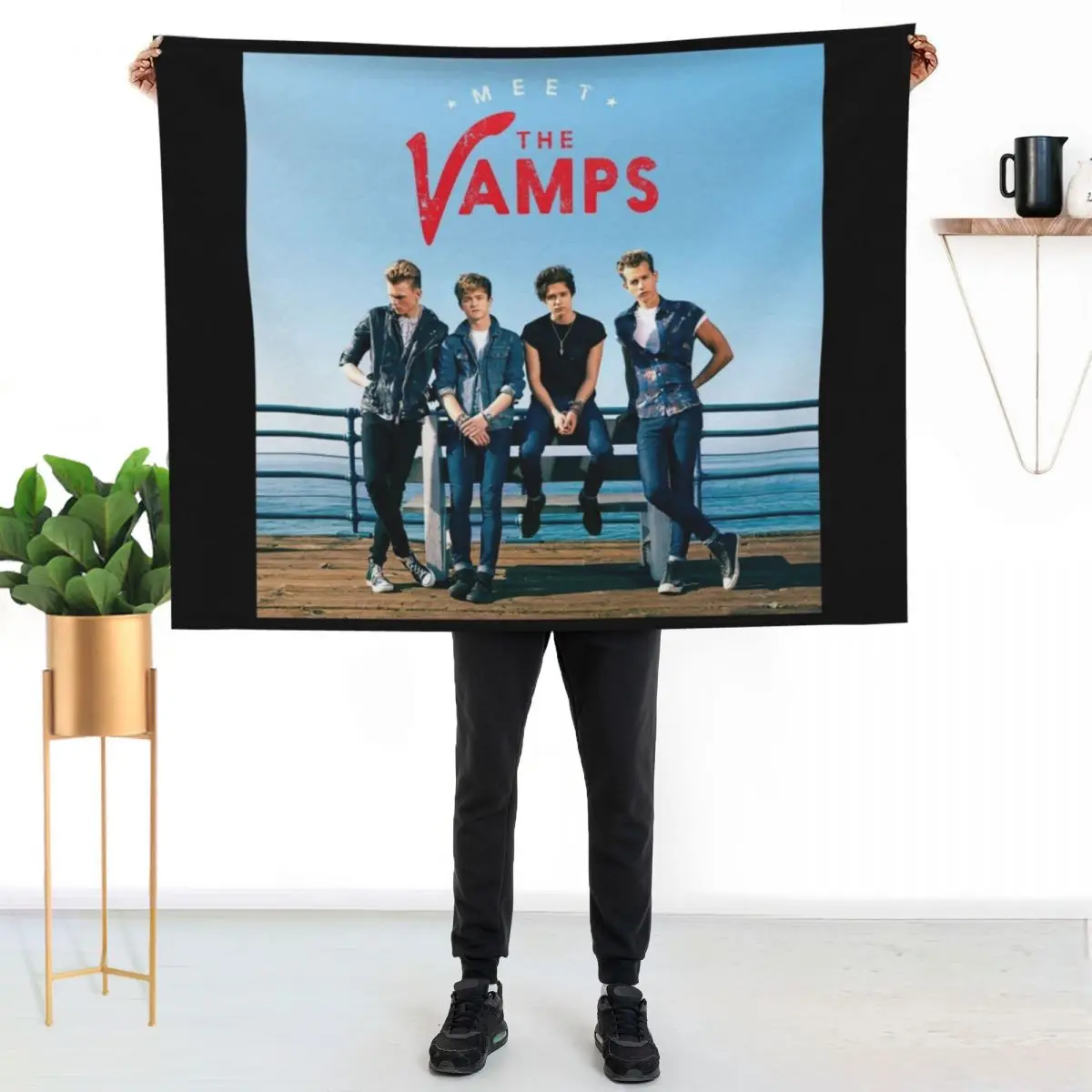 Meet the vamps deluxe version Throw Blanket Moving Loose Warm Decorative Sofa Luxury Throw Single Blankets