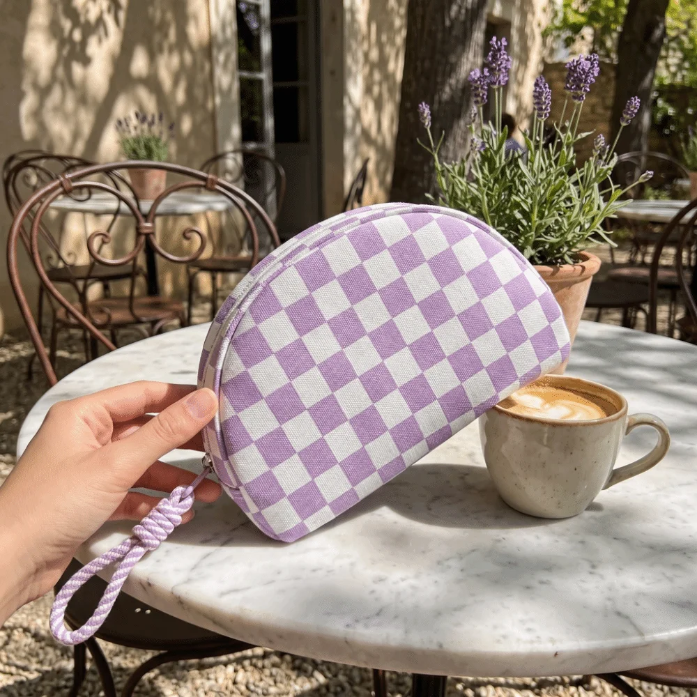 Waterproof Checkered Pattern Cosmetic Bag Polyester Zipper Closure Toiletry Bag Half Moon Portable Makeup Organizer Daily Use