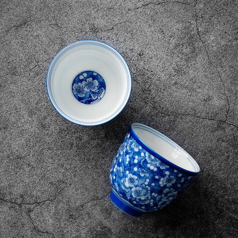 1 Pcs Jingdezhen Handmade Blue and White Porcelain Teacup Hand-painted Flowers Tea Bowl Travel Meditation Cup Chinese Tea Set