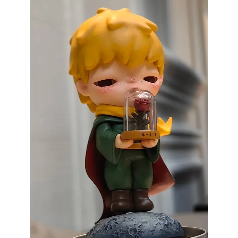 

POP MART Hirono Le Petit Prince, серия сотрудничества, милые и интересные игрушки, слепые коробки, модная декоративная коллекция подарков