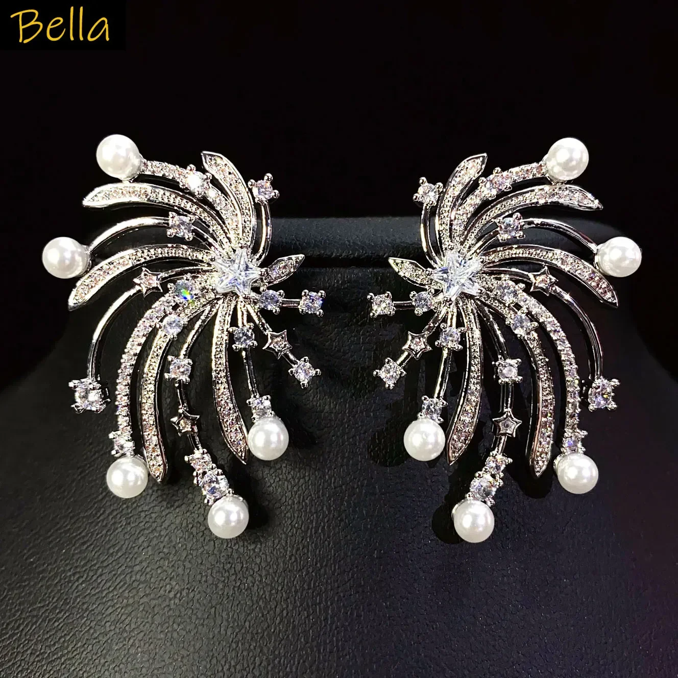 

Firework Earrings for Women Luxury Jewelry Shiny Zircon White Stud Earrings Radial Symmetrical Wedding Bridal Party Jewelry Gift