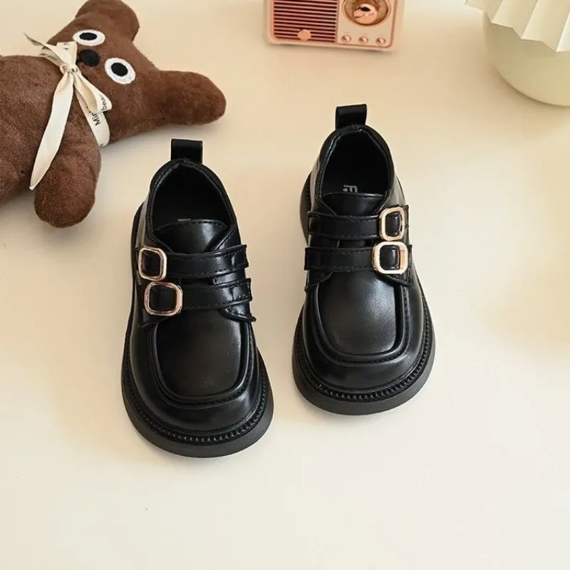 2026 Children Leather Shoes Buckle Solid Color School Autumn Kids Flat Shoe 23-36 Unisex Fashion Round Toe Flexiable Girls Shoes