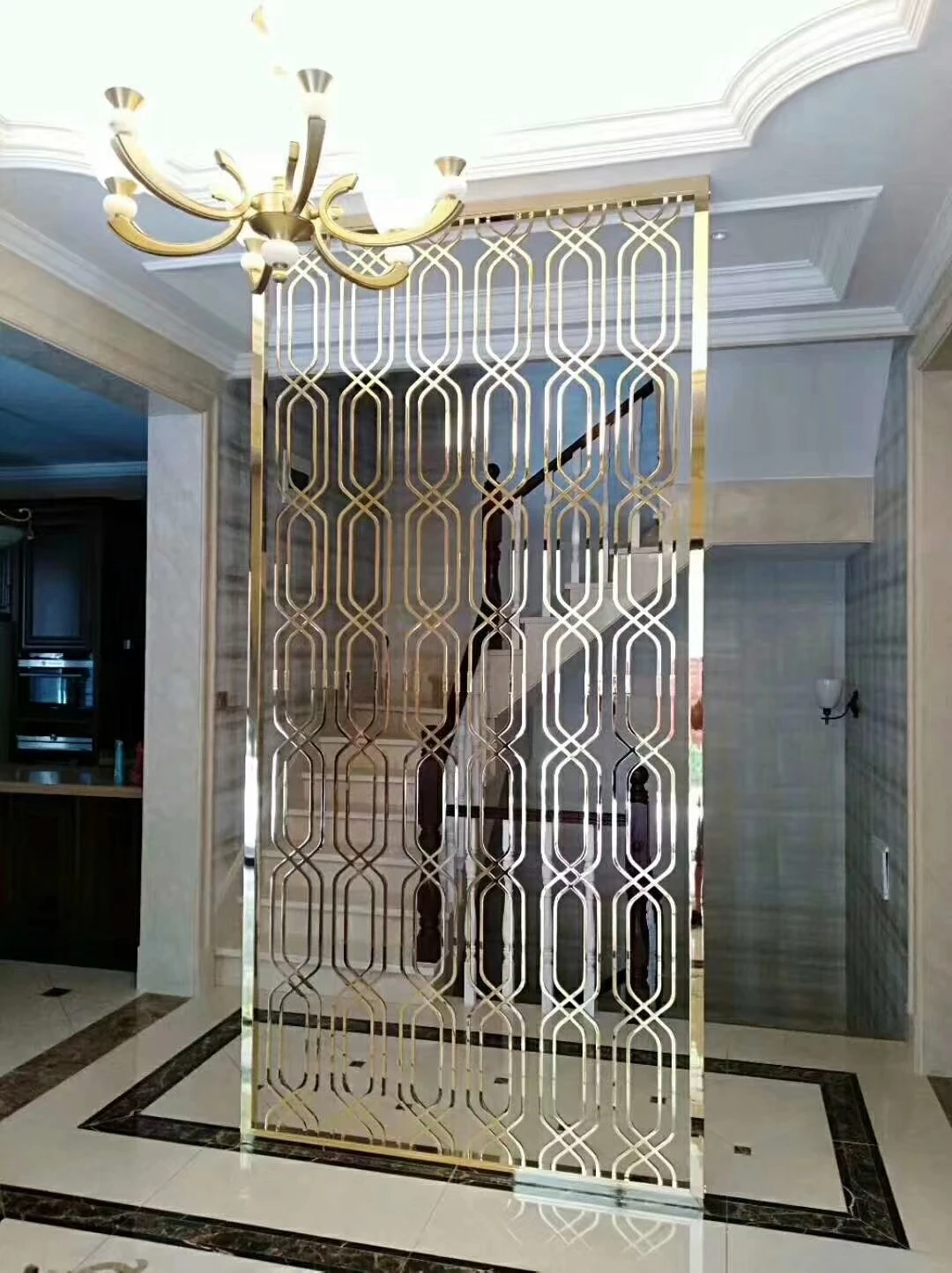 Modern Custom Stainless Steel Gold Metal Screen Panels Indoor Living Room Wall Decorations Room Dividers for Garden Occasions