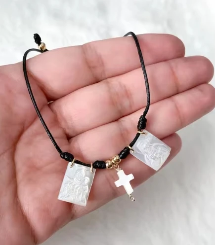 Collar escapular de concha de nácar hecho a mano, joyería religiosa