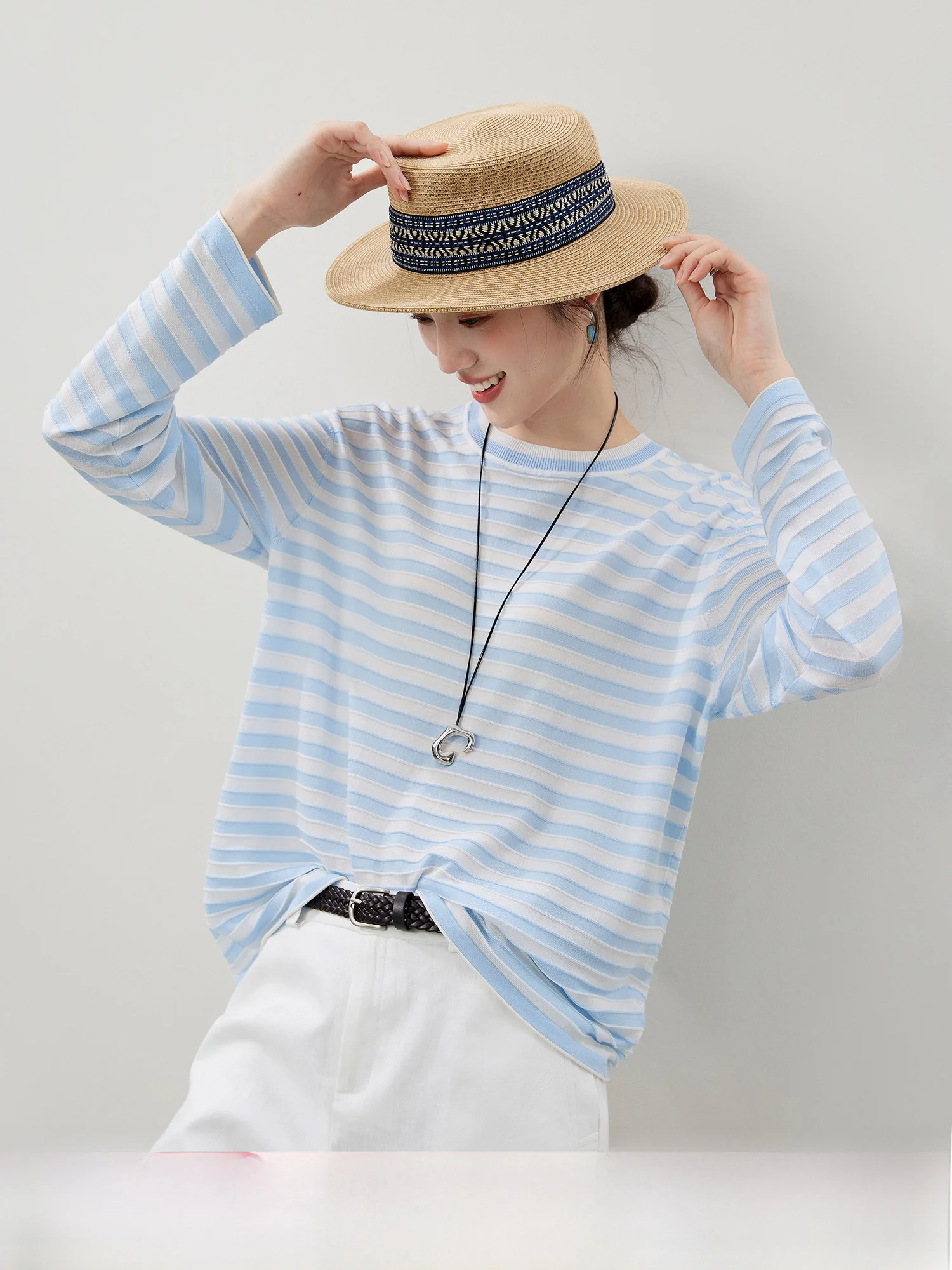 

Double Color Stripe Knitted Sweater Women's Loose Fit Creamy Vinegar Rayon Lycell Early Spring Fashion Elegant Style