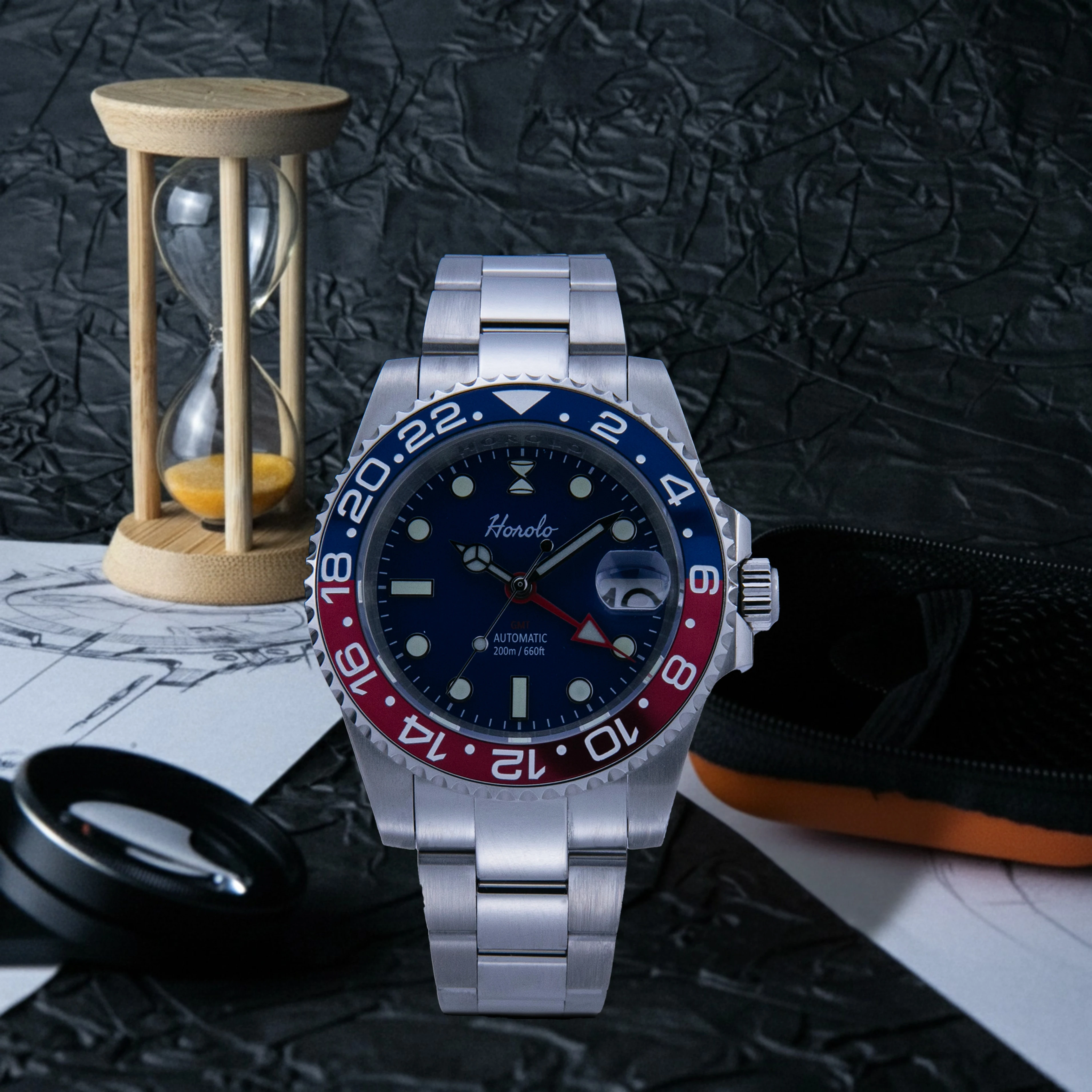 Horolo Jam Tangan Otomatis Pria Gerakan GMT NH34 Jepang 200M Jam Tangan Baja Tahan Karat Bercahaya Tahan Air 316L HRLS6007G1