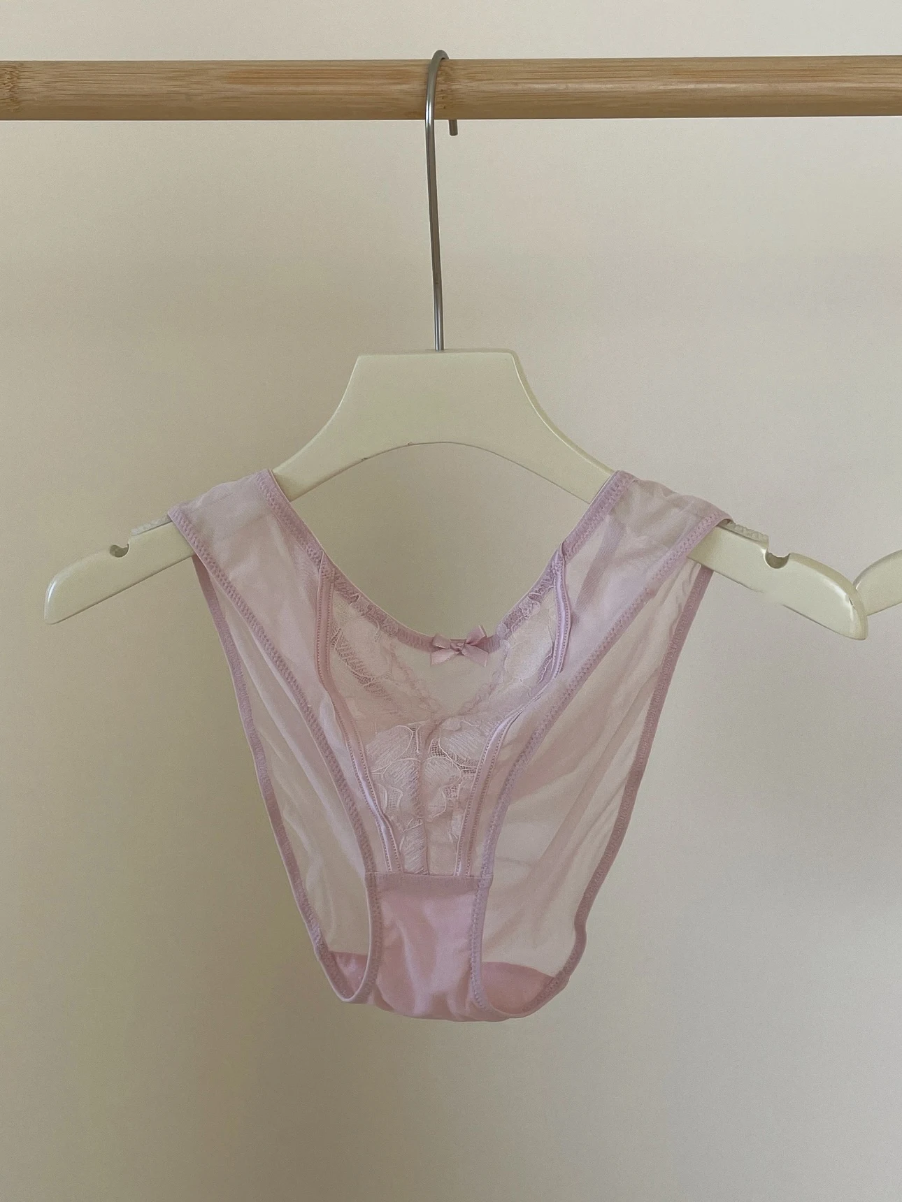Conjunto de lencería adelgazante de encaje francés, sujetador y bragas sexis de realce, anillos finos de acero ligeros de lujo, conjunto de Control de barriga con realce Sexy YUQI