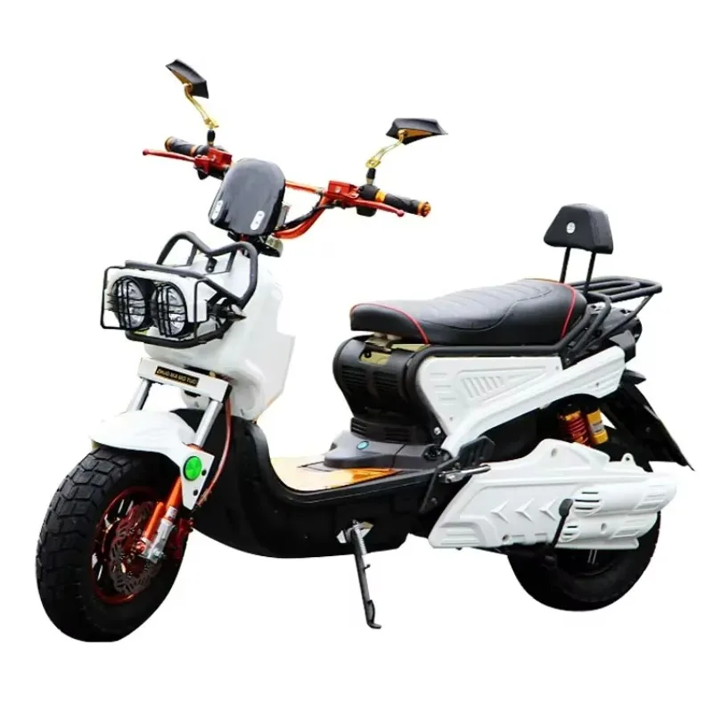 

2025 Newest Wholesale Chinese Motorcycle Factory 2000w Motor Power Electric Moped ZUMA Scooter Price Electric Scooter For A