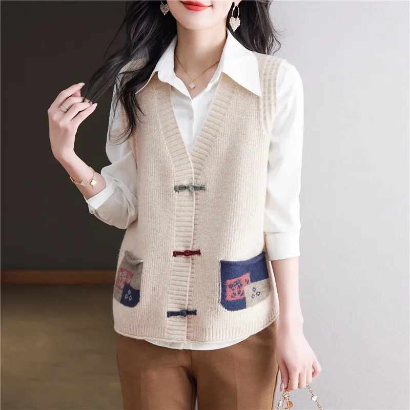 เสื้อคาร์ดิแกนคอวีถักแบบเวสต์สำหรับผู้หญิง ฤดูใบไม้ผลิและฤดูใบไม้ร่วงปี 2025 แฟชั่นเกาหลีใหม่ สไตล์ลำลอง เสื้อผู้หญิง