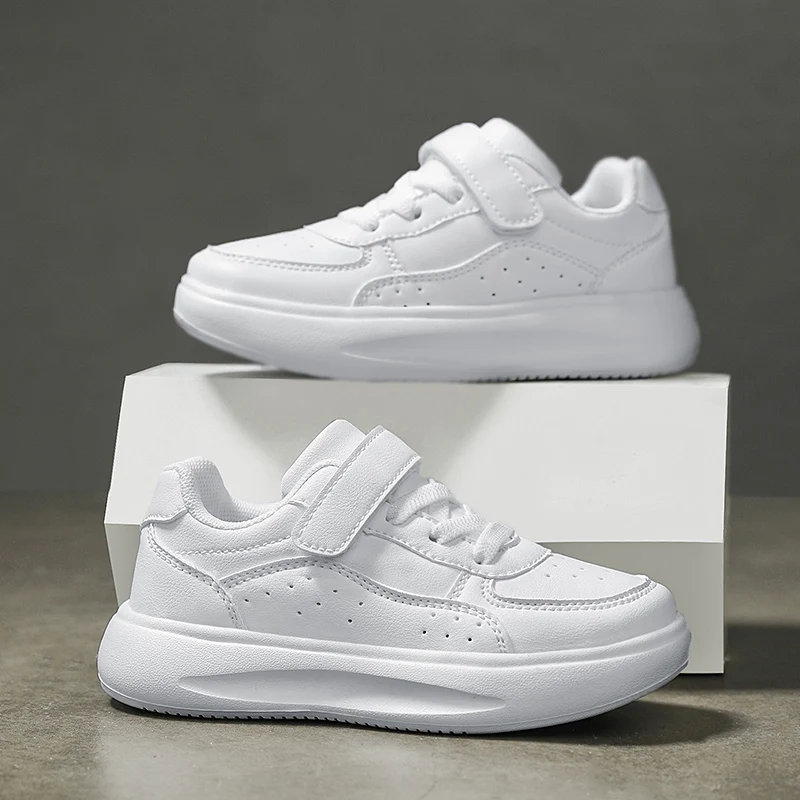 A pair of children's four-season leather upper sports shoes, soft sole lightweight casual shoes, size 28-39，HL-118