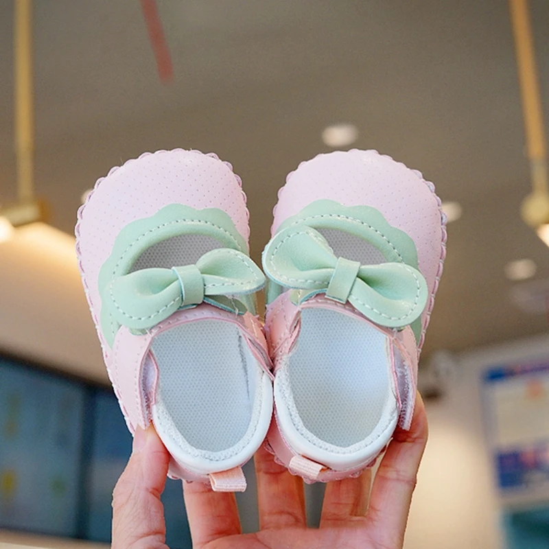 Listenwind Baby Girl Synthetic Leather Flats Shoes Infant Bow Firsts Walker Crib Shoes for Party, Festival, Baby Shower