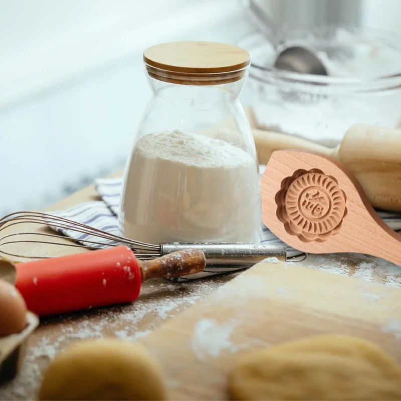 Wooden Mooncake Mold for Mid-Autumn Festival Round Flower Moon Fondant Cake Mould DIY Hand Pressure Kitchen Baking Tool