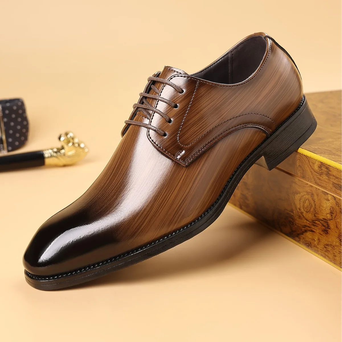 

Мужские деловые модельные туфли, офисные кожаные туфли, мужские повседневные туфли на шнуровке для свадебной вечеринки, модные мужские туфли на плоской подошве, большие размеры 38-48