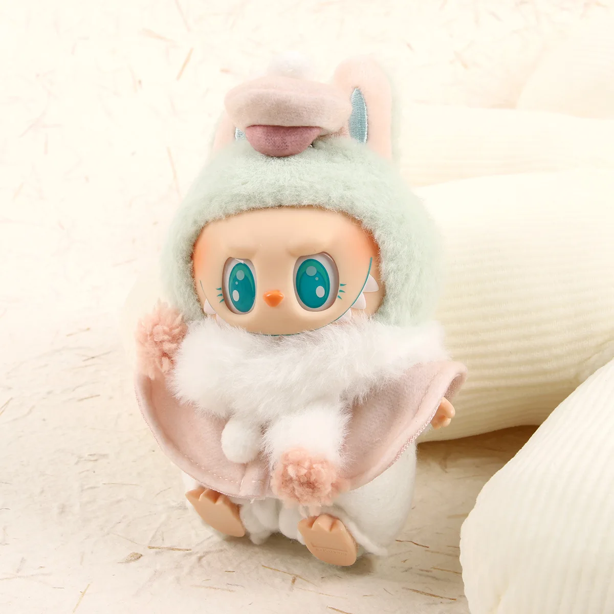 Labubu 인형 귀여운 겨울 라이트 핑크 목도리 커버 17cm 봉제 인형 의류 액세서리 Labubu I II 아이돌 인형 앉아 파티