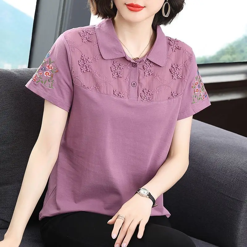 T-Shirt à Manches Courtes et Col Polo pour Femme, Vêtement Décontracté, de Couleur Unie, avec lèvent Brodés, à la Mode, pour Bureau, Été