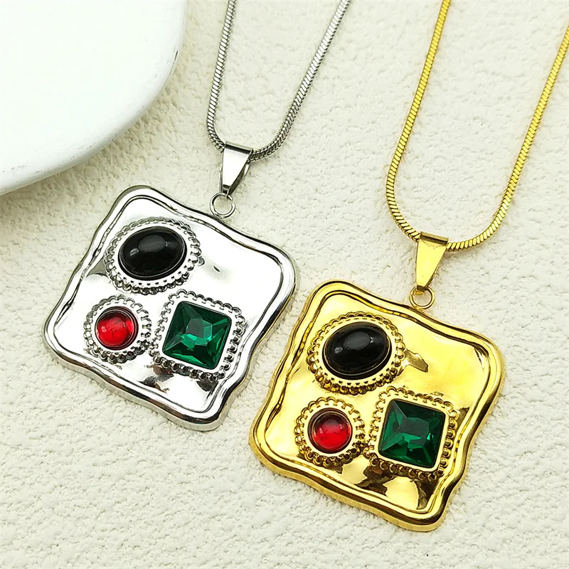 

Irregular Square Red Green Black Rhinestones Pendant Necklace for Women Stainless Steel Vintage Fashion Geometric Jewelry Gift