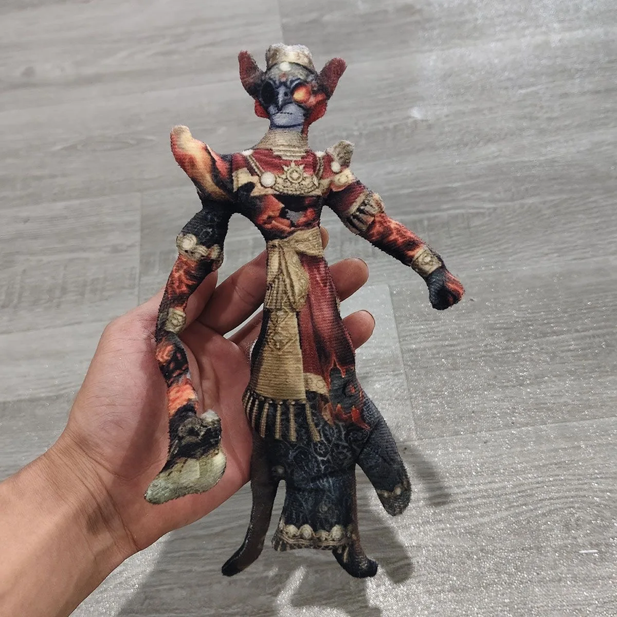 دمية New Fool's Gold Guilty Meltfire تحفز الأيدي والأقدام، يمكن أن تتحرك، بها سلك حديد، تصميم مقعر جاف للماوس