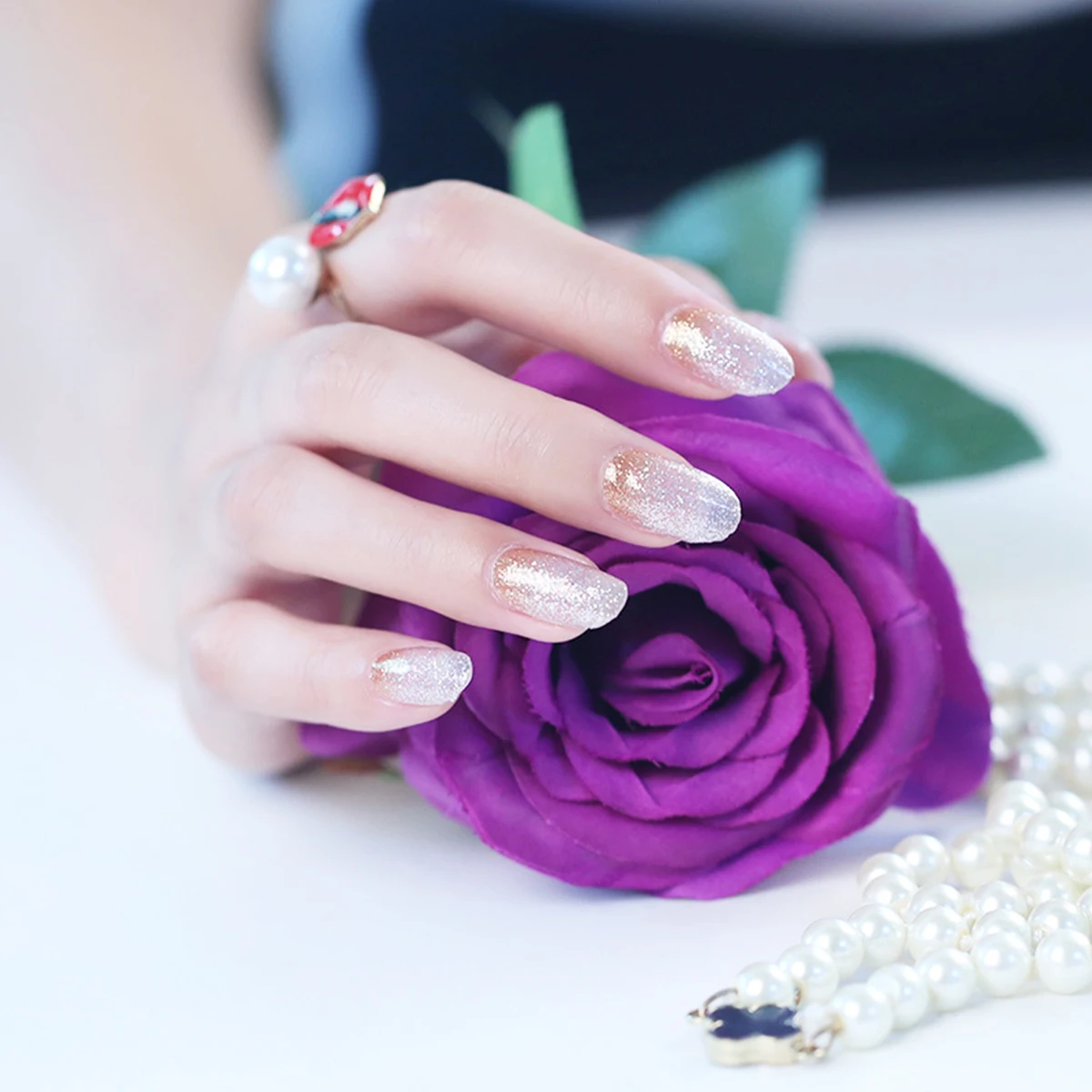 

3 Sheets of Glitter Nail Art Sticker Shiny Nail Tip Decal Manicure Decoration for Women Salon ( -C-1031)