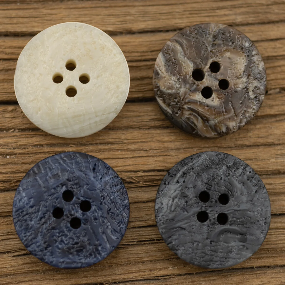 15Pcs/lot 15-30mm Retro surface irregular texture coffee deep blue flat four eyed woolen windbreaker suit resin buttons N648