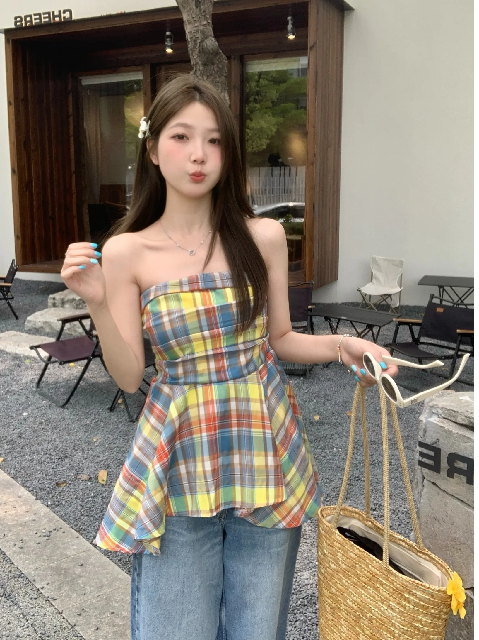 

Женский модный летний укороченный топ больших размеров в клетку, без бретелек, облегающий, асимметричный, в корейском стиле, с элементами заклепок, для повседневной носки