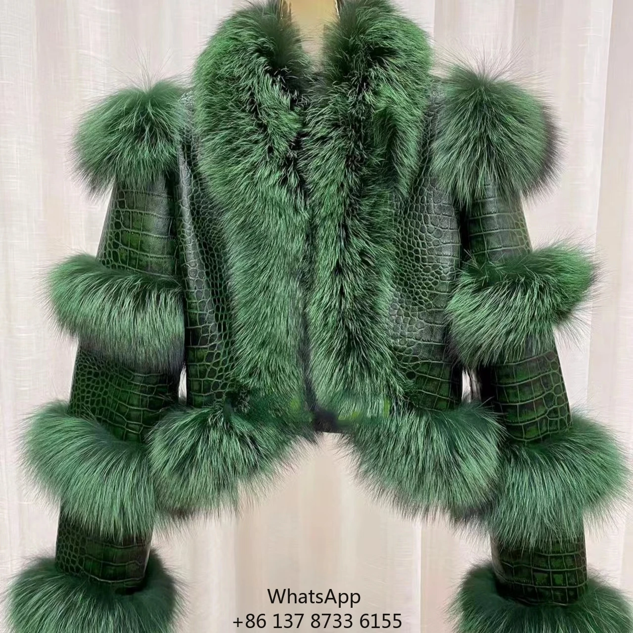 

Hot Sale Women Cropped Genuine Sheepskin Leather Jacket With Real Fur