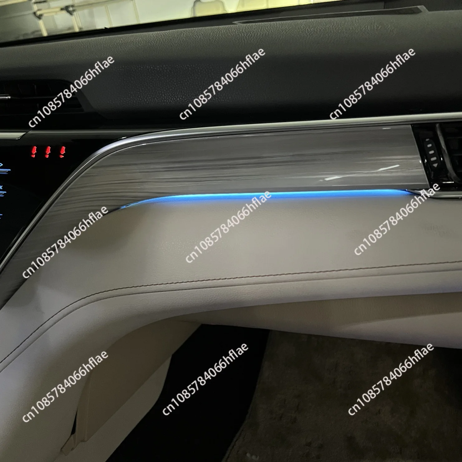 

Suitable for 2018-2023 Camry dashboard ambient light central control modification upgrade multi-color APP control