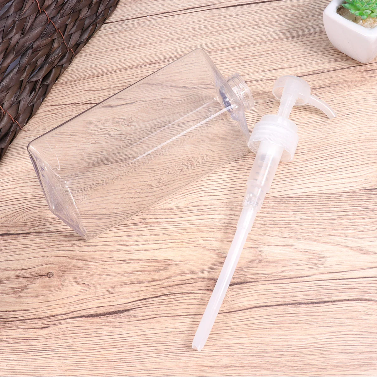 

2 Pcs Bottles Refillable Reusable Plastic Lotion Bottle Shampoo Bootle Toiletries Container Portable Travel Size