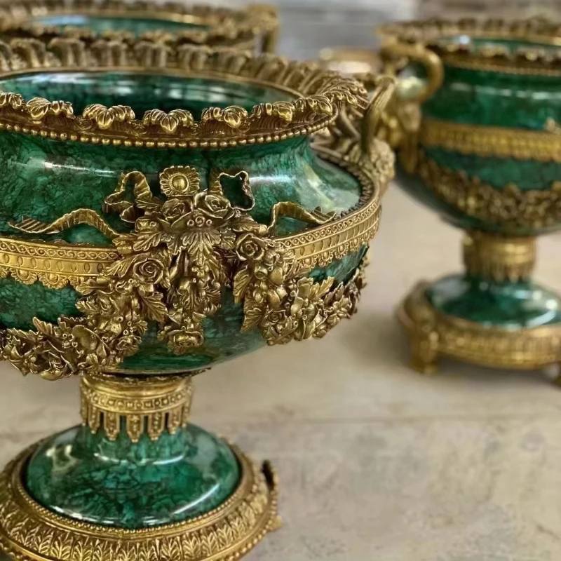 ديكور داخلي جرة زنجبيل سيراميك ضخمة مع طاولة خزان بغطاء، مزهرية مركزية وعاء أخضر عتيق ومزهرية