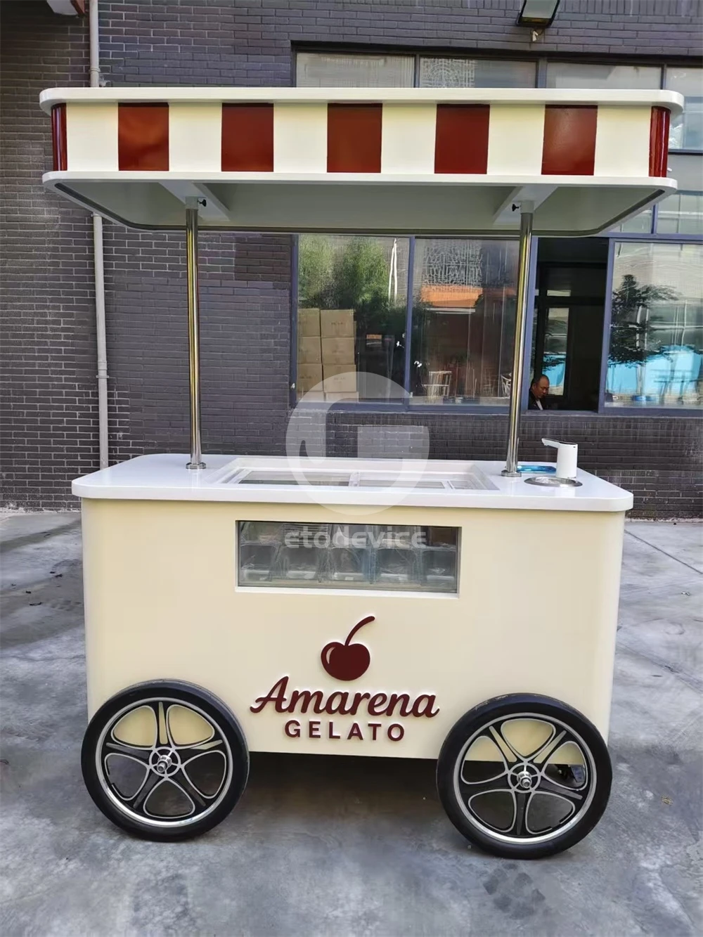 Commercial Stainless Steel 4-Wheel Ice Cream Bike Compact Mini Ice Cream Dessert Hand Push Cart For Snack Food