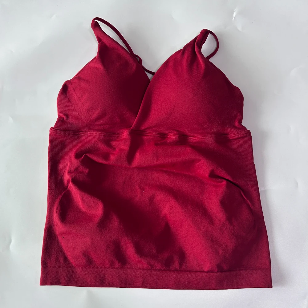 Twist-Front-Longline-Top, rückenfreies Sport-Tanktop für Damen, gepolsterte Yoga-Weste, Workout-Fitness-Top, hochelastisch, schnelltrocknend, für Laufen und Fitness. – Detail 16