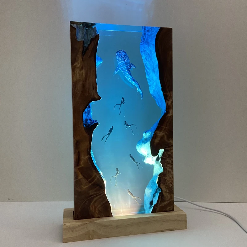 Ocean Landscape Organism Resin Table Light Creactive Art Decoration Lamp Divers Whale Theme Night Light  USB Charge