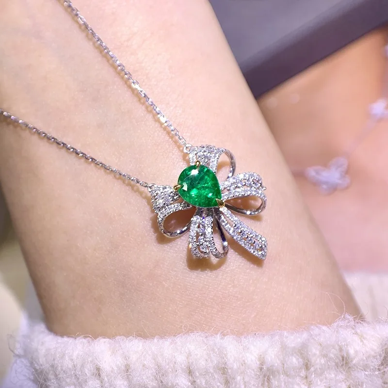 

High-End New Product Emerald Tourmaline Bow Pendant Women Elegant Fashion Necklace