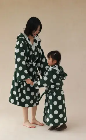 부모 자녀 물방울 무늬 스타일 목욕 가운, 긴 스테이플 코튼 후드, 어린이 및 성인 호텔 가정용 목욕 가운