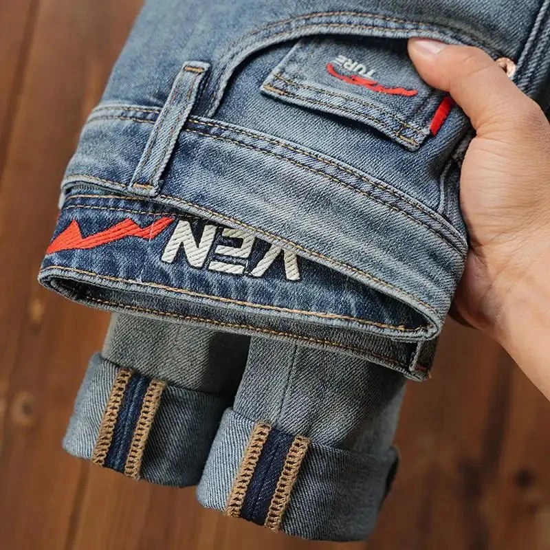 

2026 New Summer Men's Jeans Embroidered Thin Lightweight Slim Tapered Leg Fashion Luxury Stylish Stretch Denim Fabric