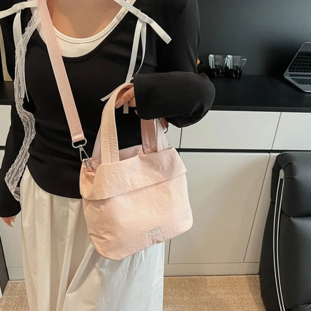 

Solid Color Nylon Cloth Bucket Bag Purse Lightweight Oxford Cloth Handbag Commuting Leisure Canvas Messenger Bag Travel