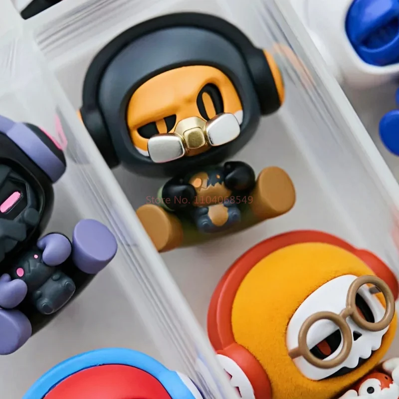 Genuino 2025 Disponibile Mr. Bone Babybone Series Blind Box Carino Mini bambola Articolo alla moda Decorazione della scrivania di casa Giocattoli Ragazza Regali di compleanno