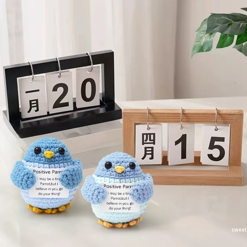 مضحك الكروشيه الحيوان مع بطاقة إيجابية زخرفة اليدوية محبوك البط الثعلب الأغنام السلاحف مكتب تمثال الإبداعية الكروشيه هدية